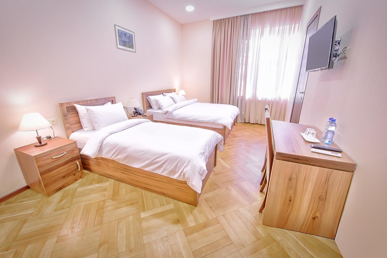 Green Corner Hotel Tbilissi Extérieur photo